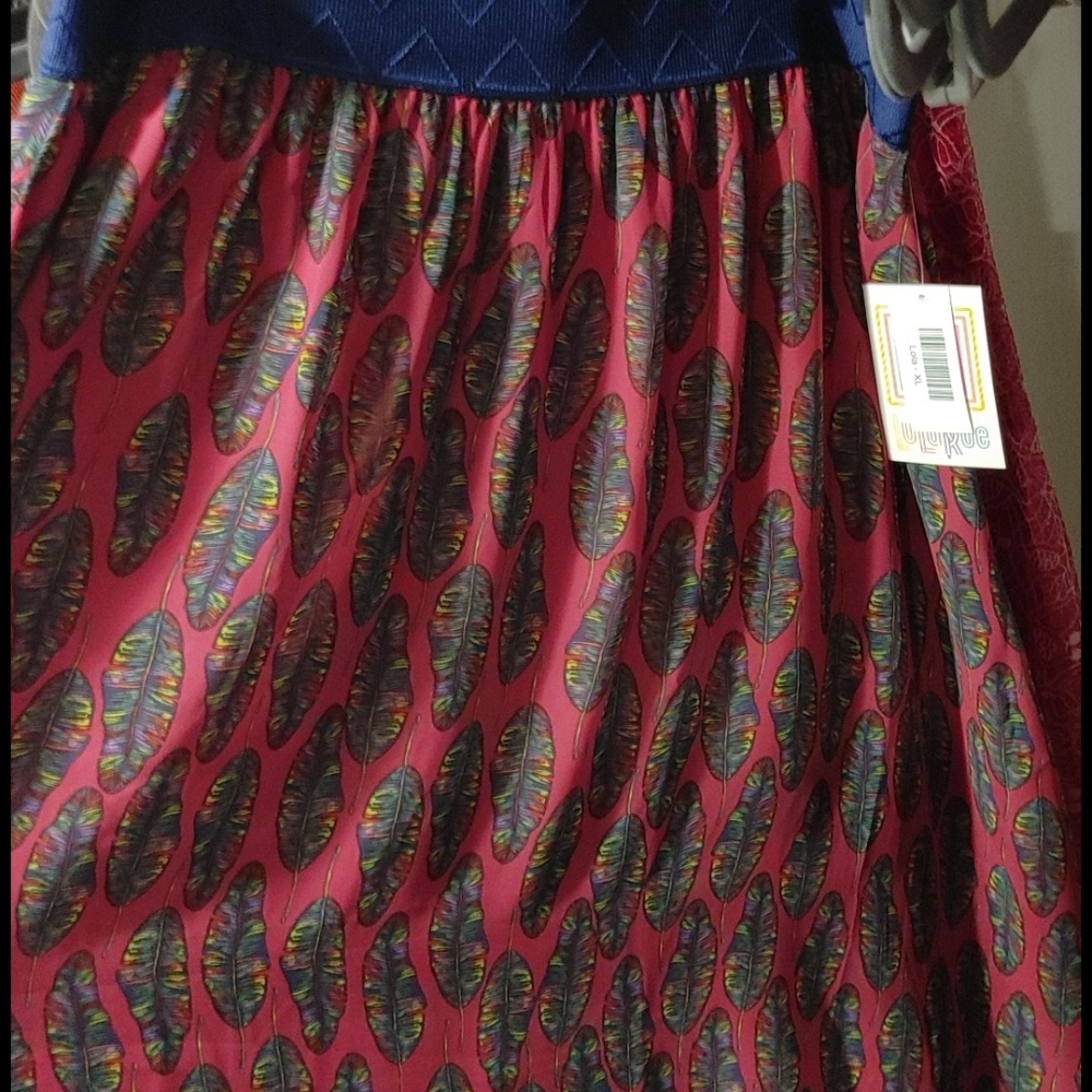 LuLaRoe Lola Skirt XL Red with Feathers